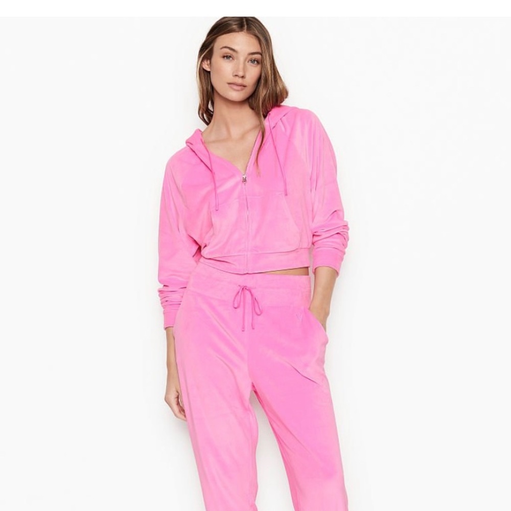 New with tags Victoria’s Secret velour jumpsuit